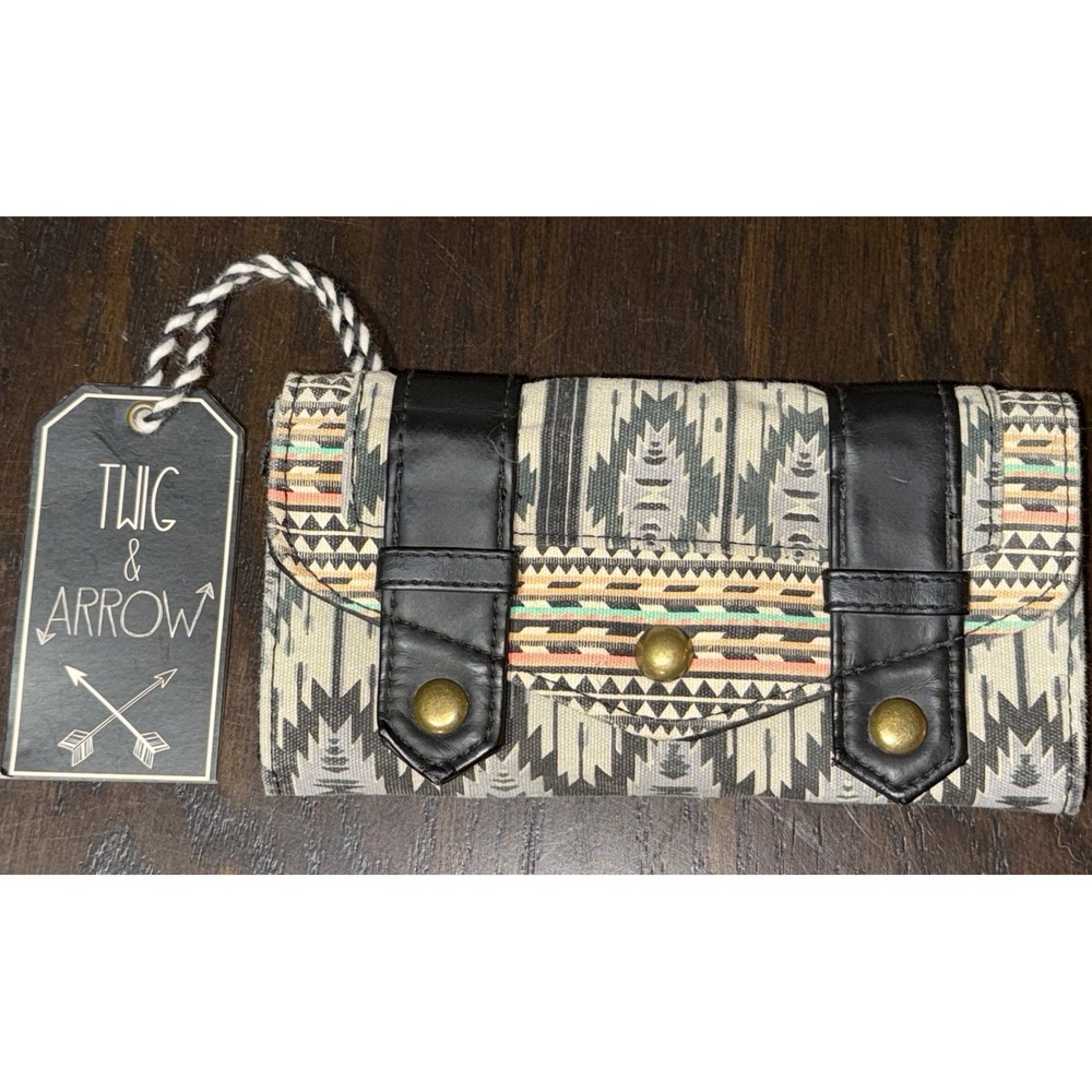 Twig & Arrow Boho Southwestern Aztec Trifold Wallet Canvas Snap Clutch NWT